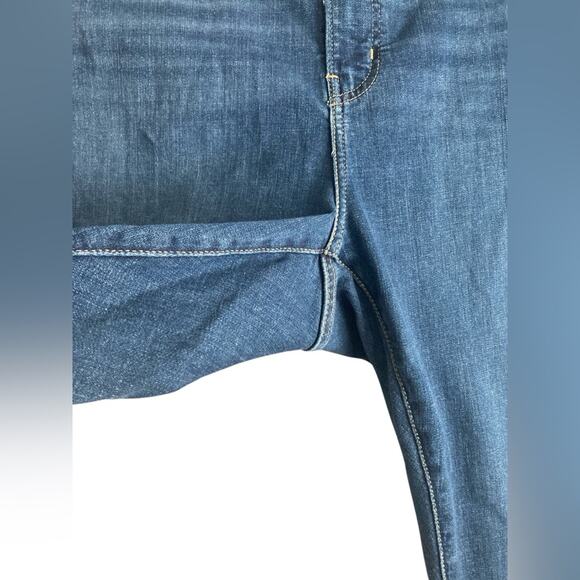 Women's Levi’s size 22W jeans Plus Size 721 High-Rise Skinny Jeans irregular - Picture 6 of 11